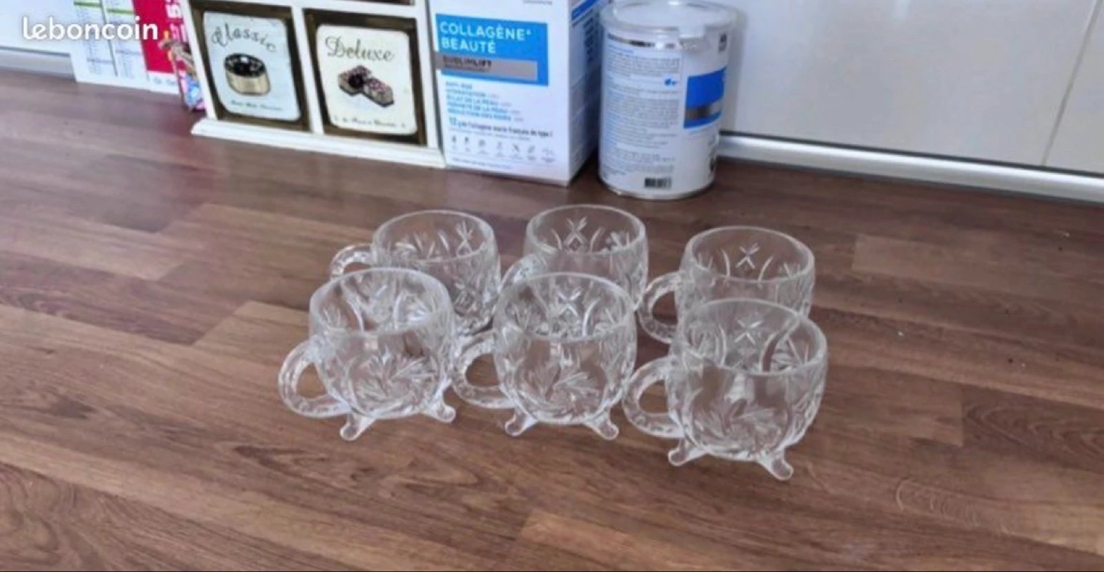 Tasses